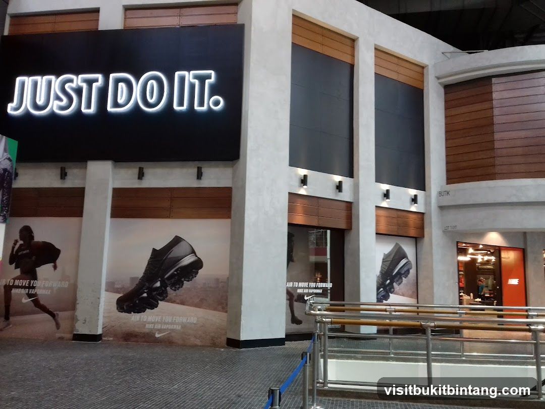 Nike Store