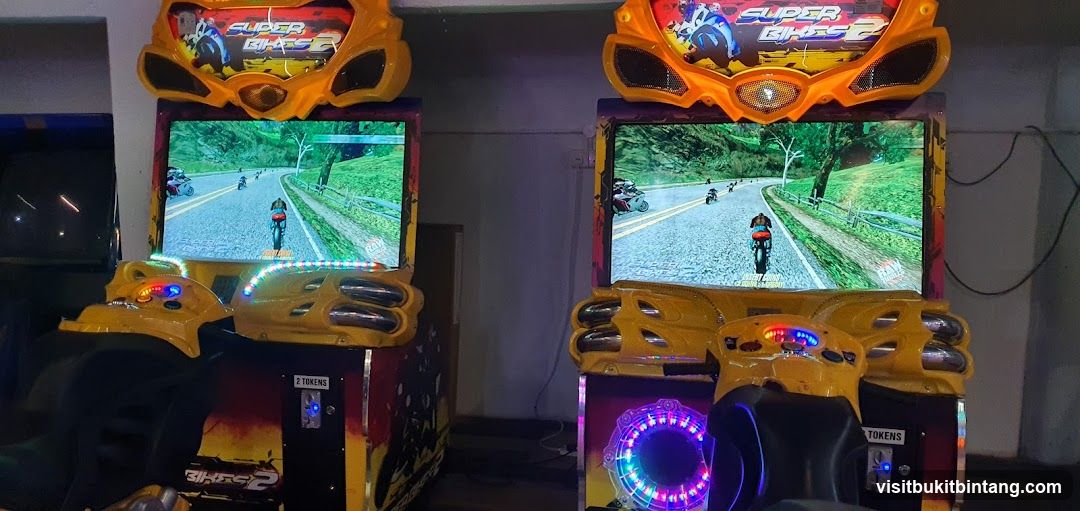 Super Bikes 2 Arcade Game