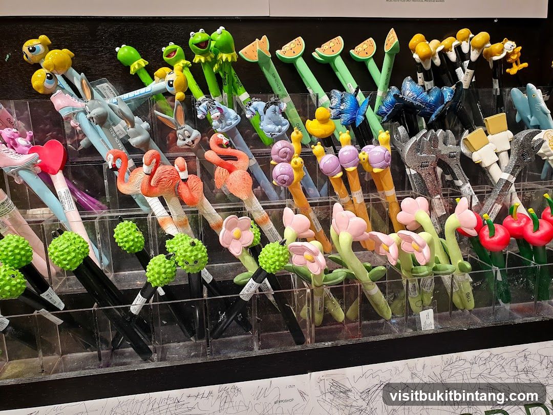 Novelty Pens Display