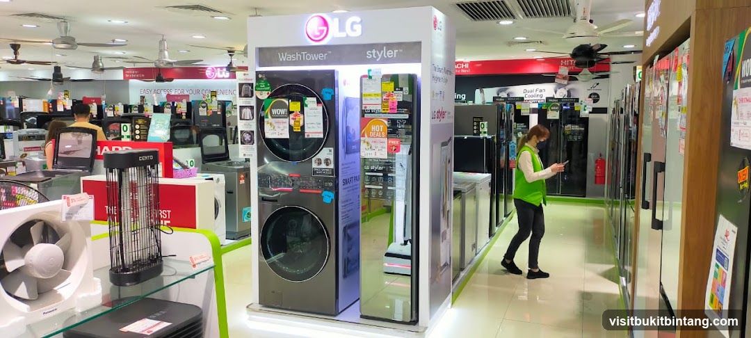 Appliance Store Display