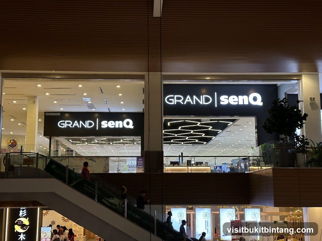 Grand SenQ Storefronts