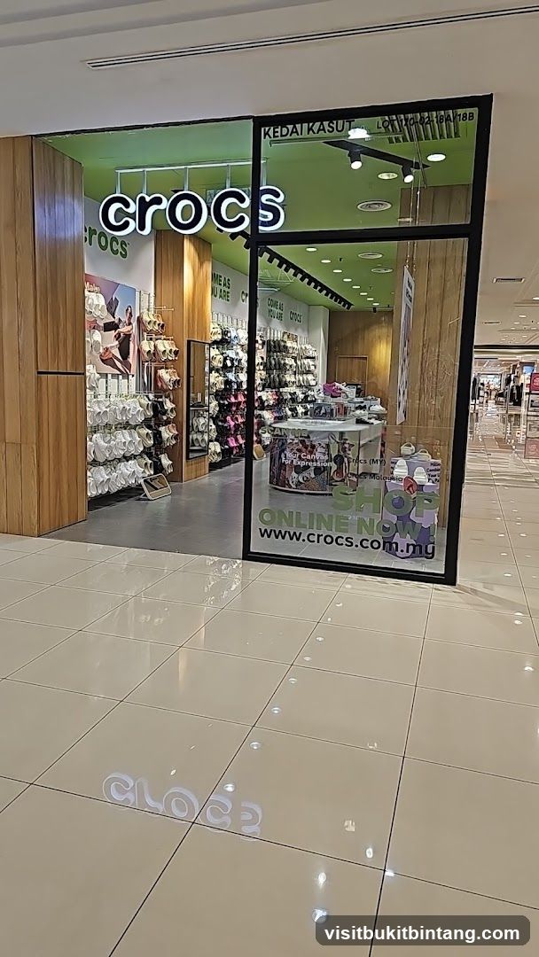 Crocs Gurney Plaza