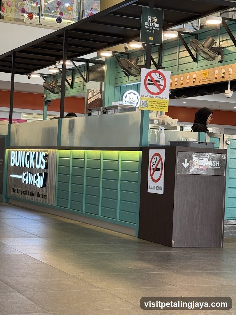 Bunckus KwikCup Shop Interior
