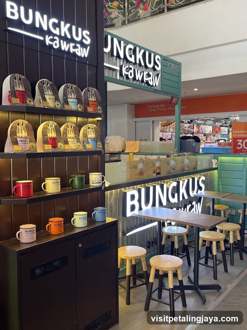 Bungkus Kawaii Store Interior