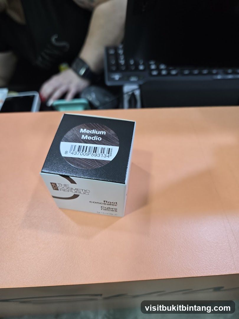 The Cosmetic Republic Root Concealer Box