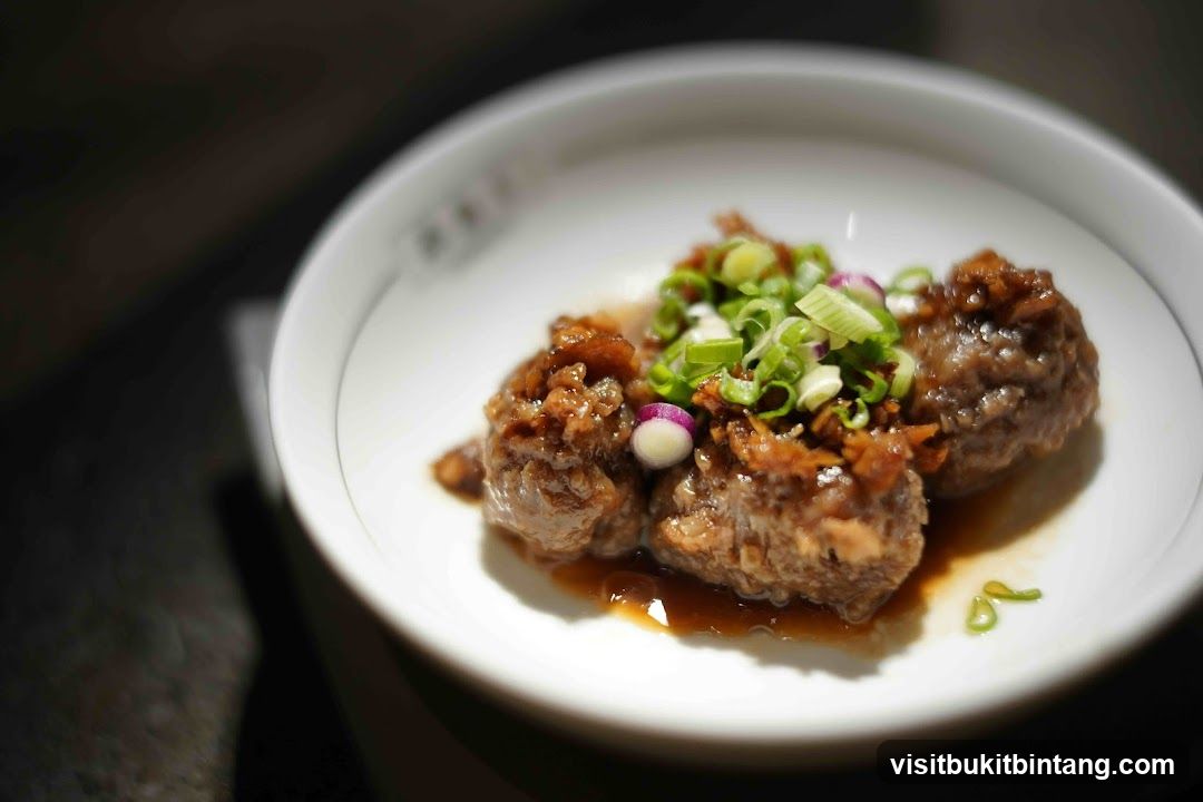 Meatballs with Garnish