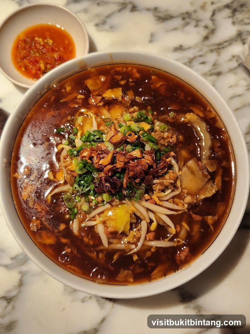Noodle Soup with Chili Sauce