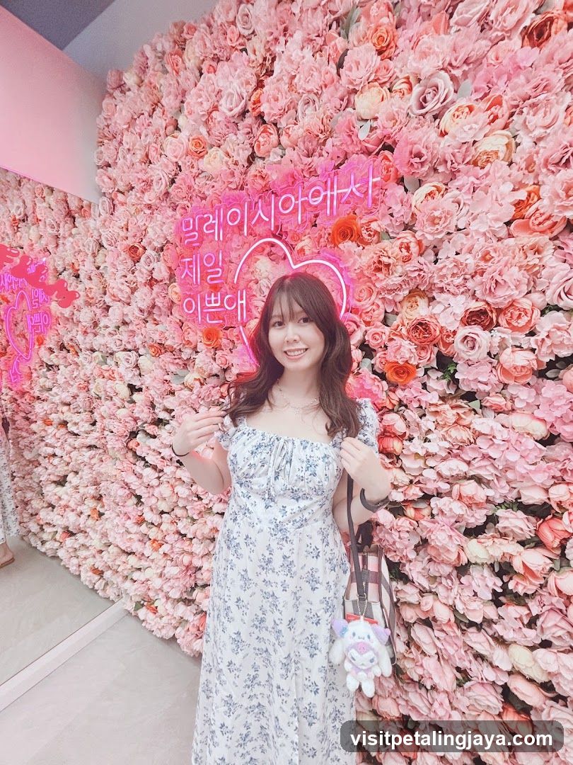 Flower Wall Photo