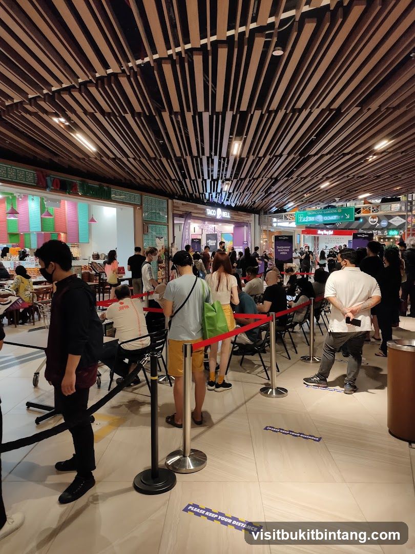 Taco Bell and other food stalls in a mall