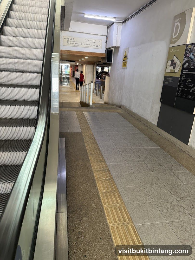 Escalator and walkway