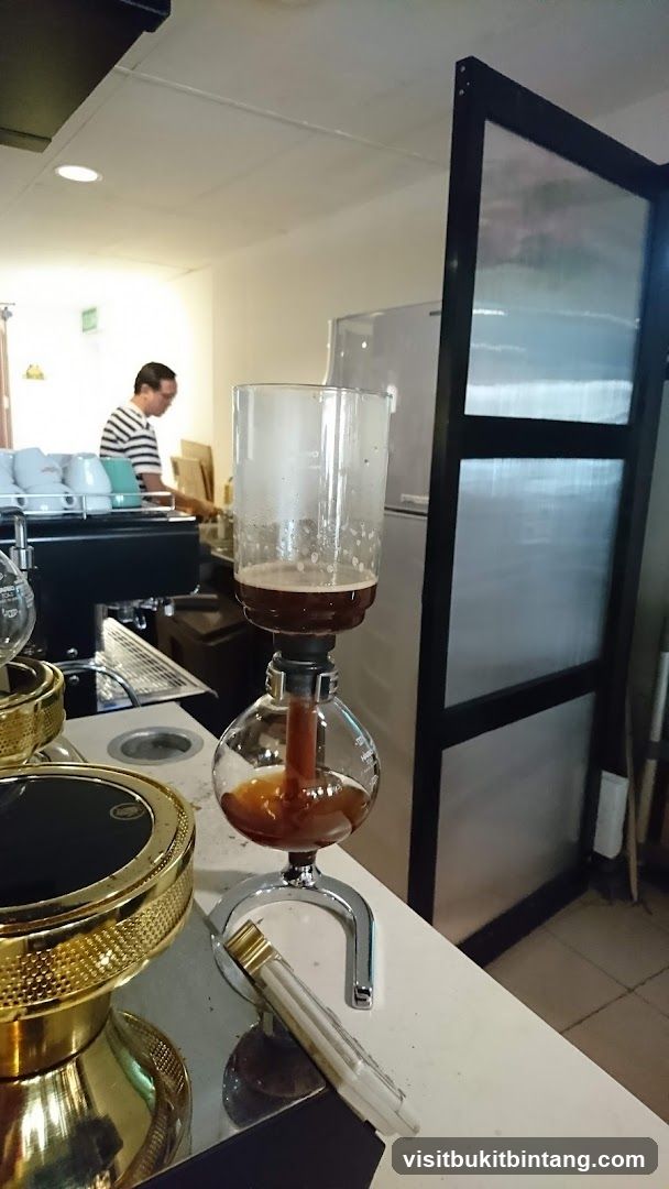 Coffee Syphon Brewing