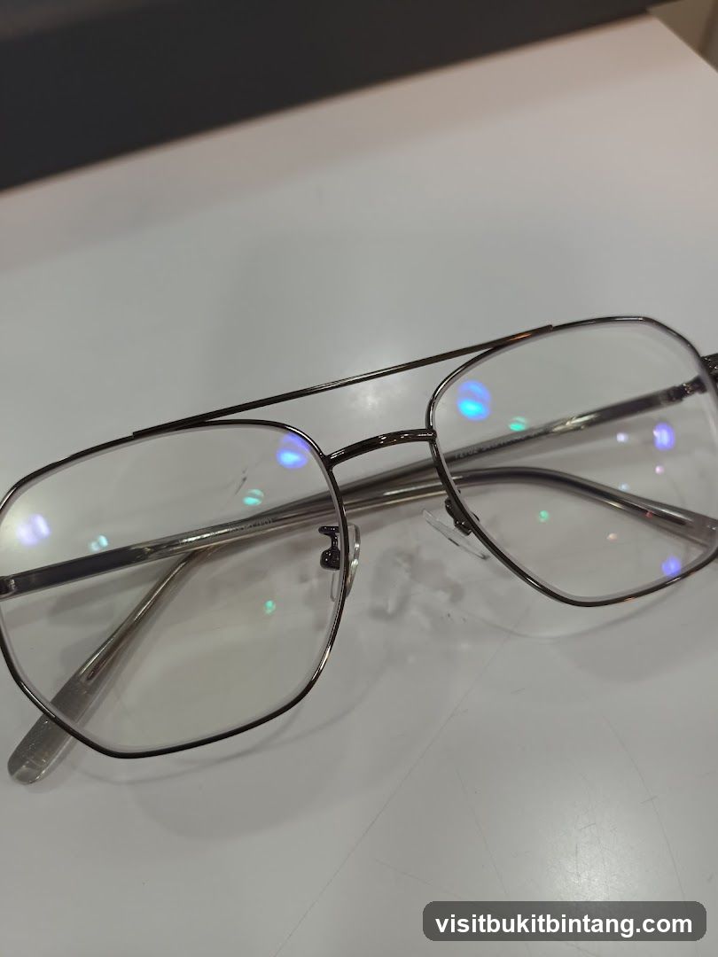 Eyeglasses