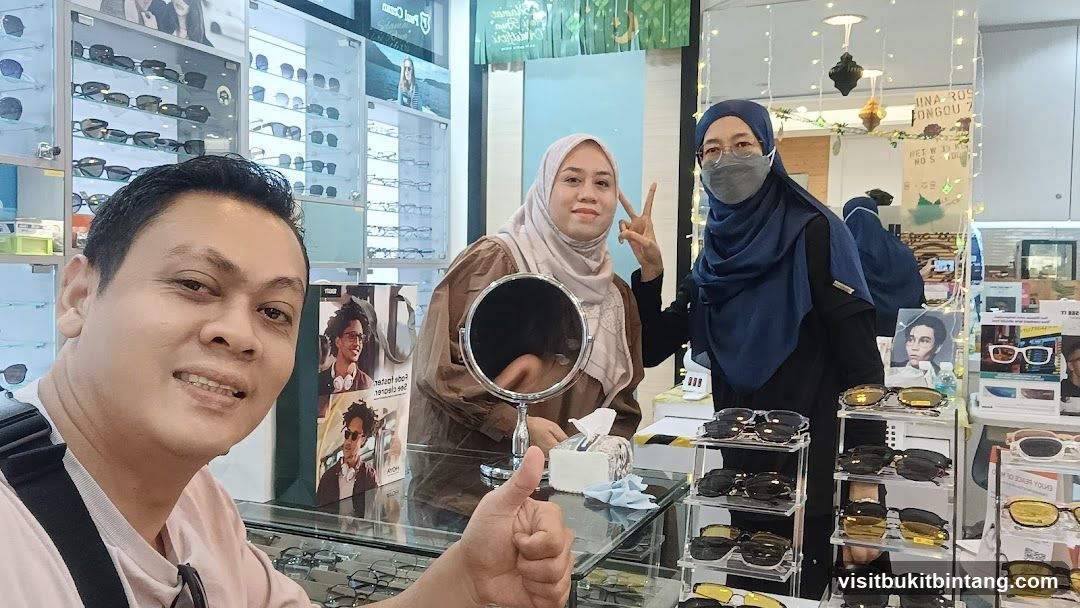 People in an optical shop