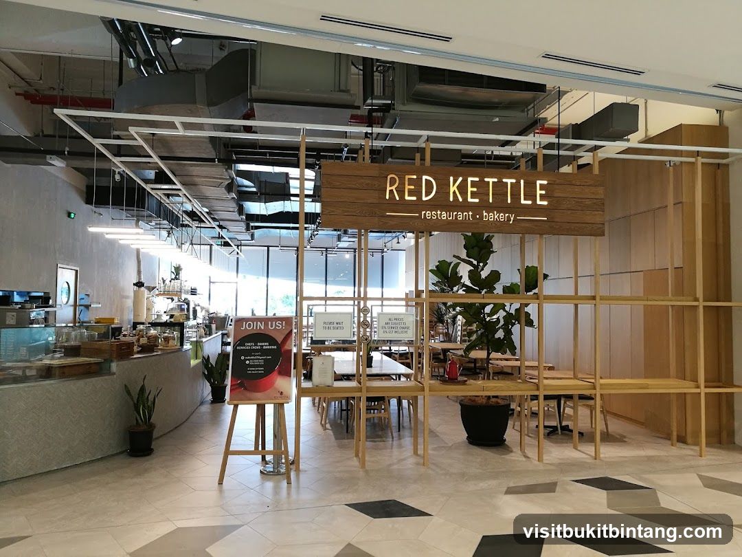 RED KETTLE @ THE STARLING MALL