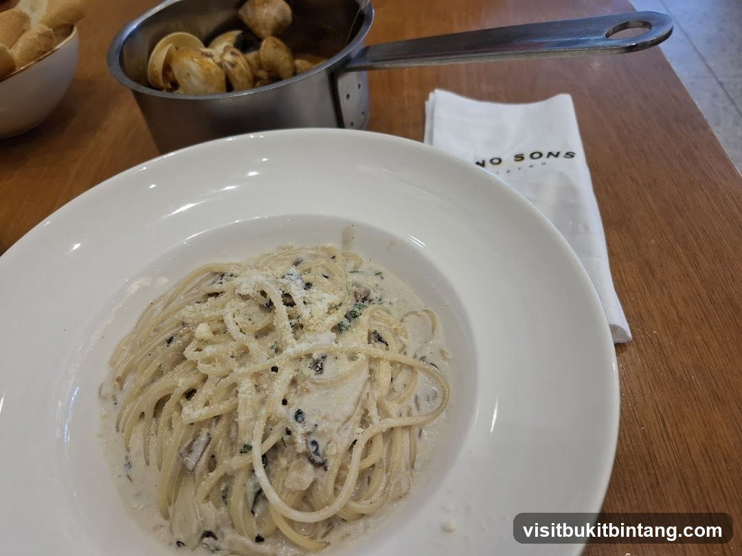 Creamy Pasta with Clams and Bread