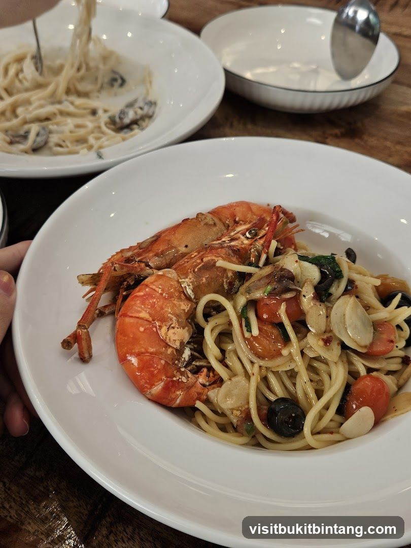Pasta with Shrimp and Vegetables