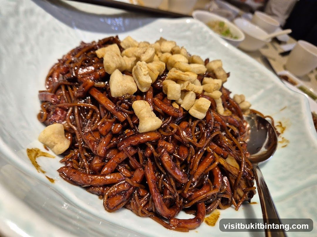 Noodles with Toppings
