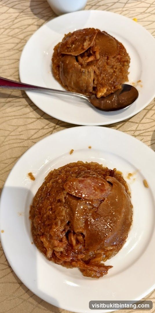 Steamed Sticky Rice with Meat