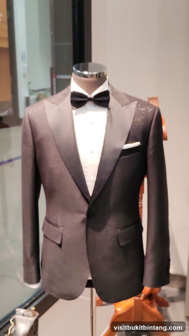 Mannequin in Tuxedo