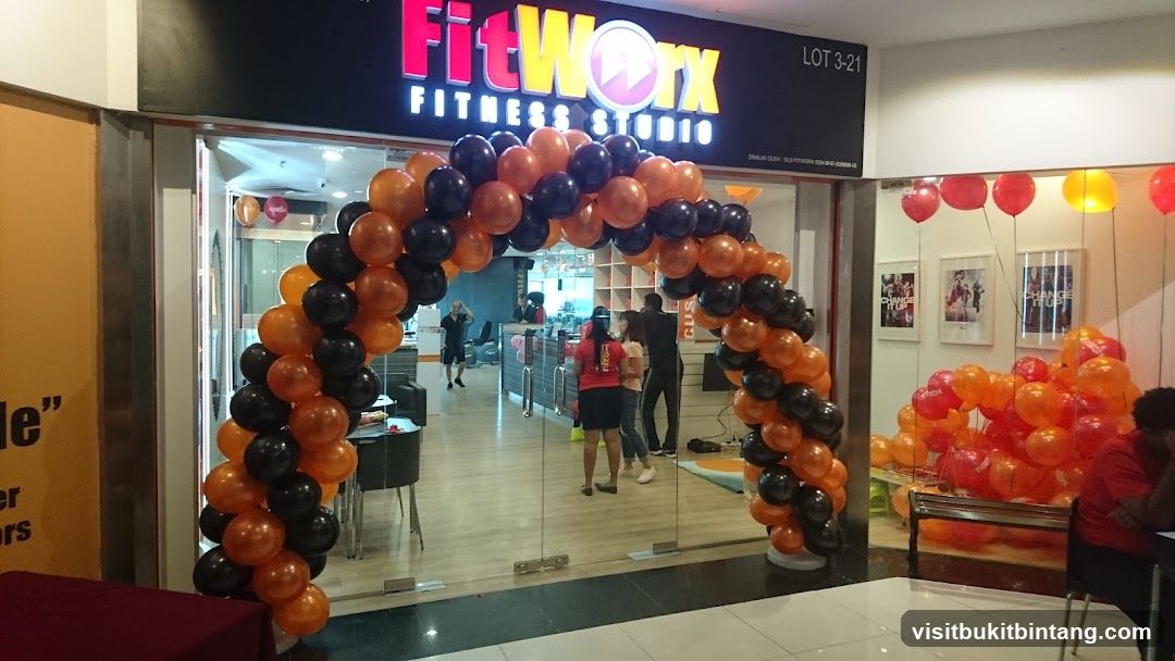 Fitworx Fitness Centre @ Amcorp Mall