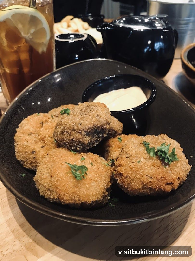 Fried Appetizers with Dip
