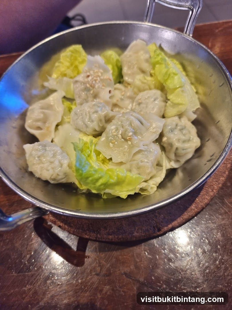 Dumplings with Lettuce