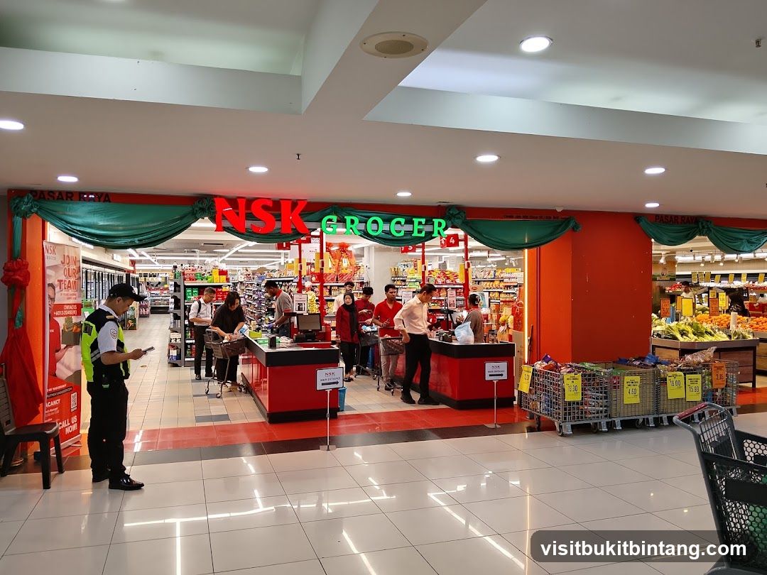 NSK Grocer, Amcorp Mall