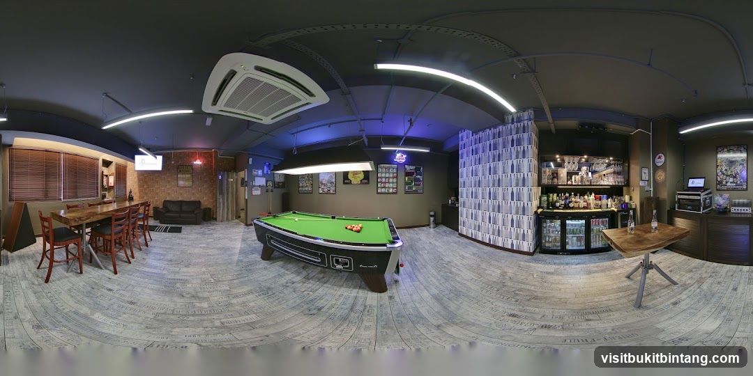 Bar and Billiards Room