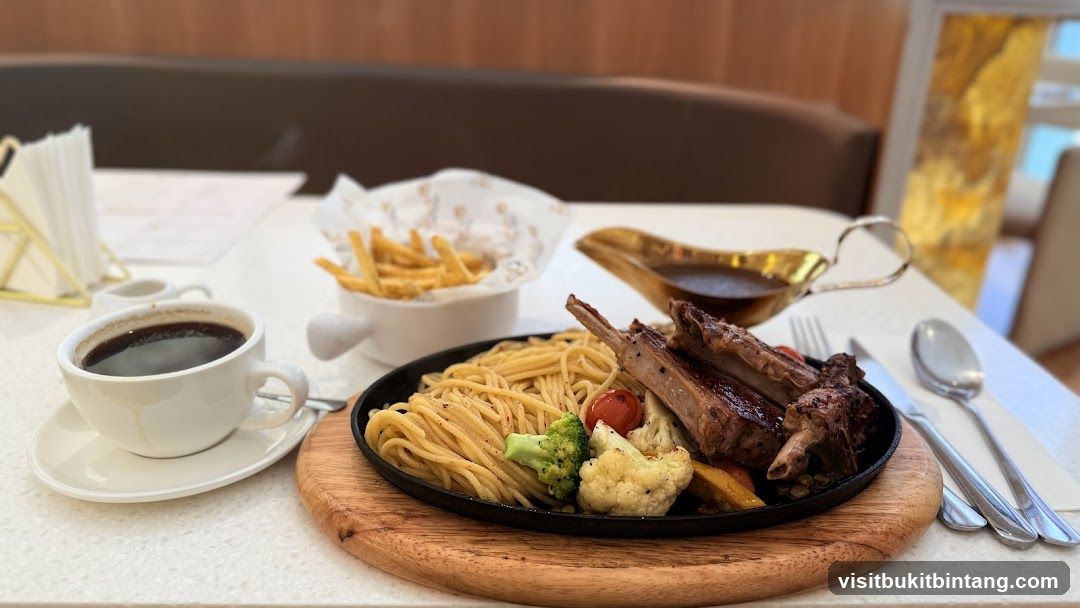 Lamb Chops with Spaghetti and Fries