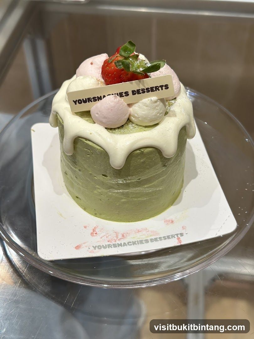 Matcha Cake with Strawberry and Meringue