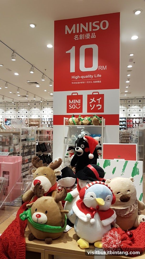 MINISO Holiday Plush Display