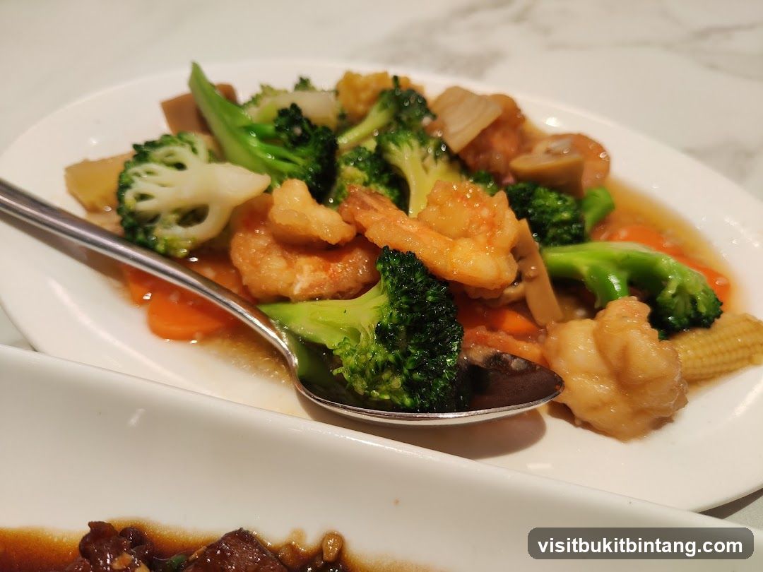 Shrimp and Vegetable Stir-fry