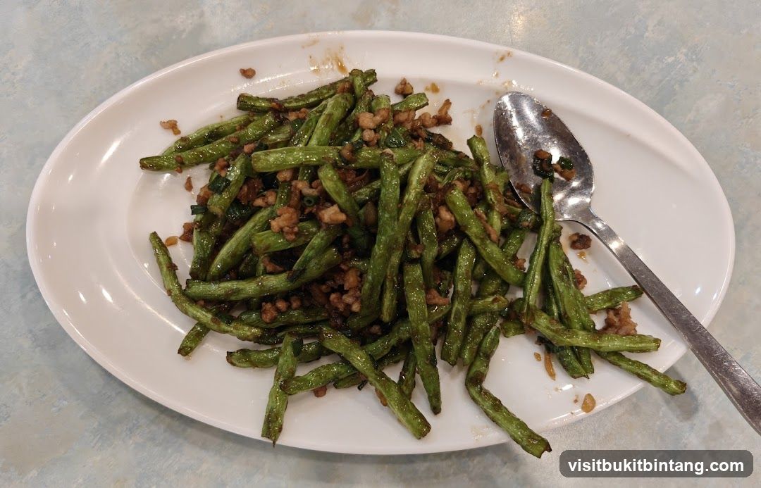 Stir-fried Green Beans with Minced Meat