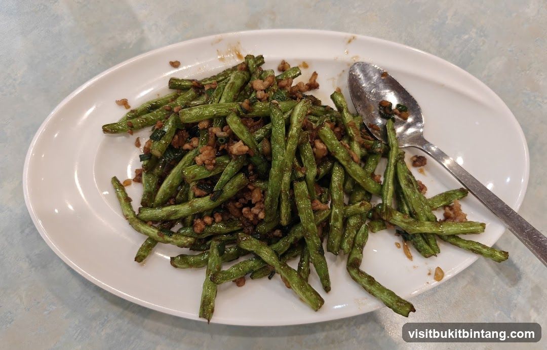 Stir-fried Green Beans with Minced Meat