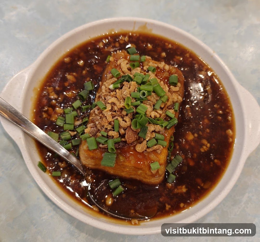 Tofu with sauce and toppings
