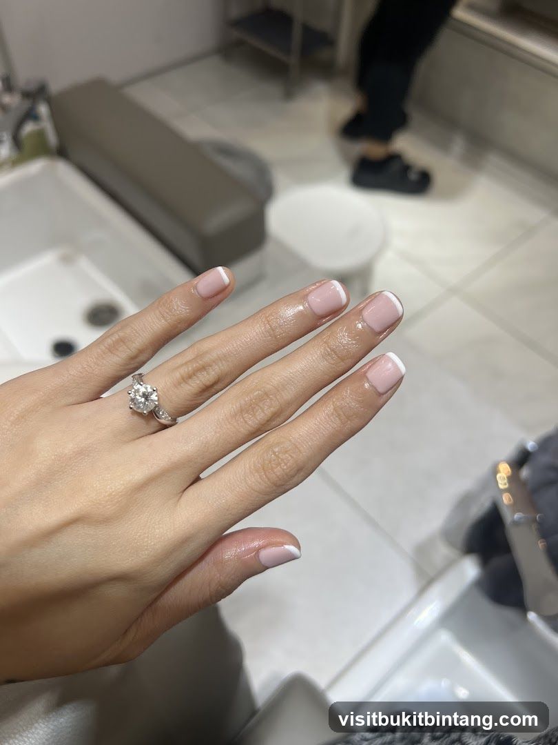 Manicure with Ring