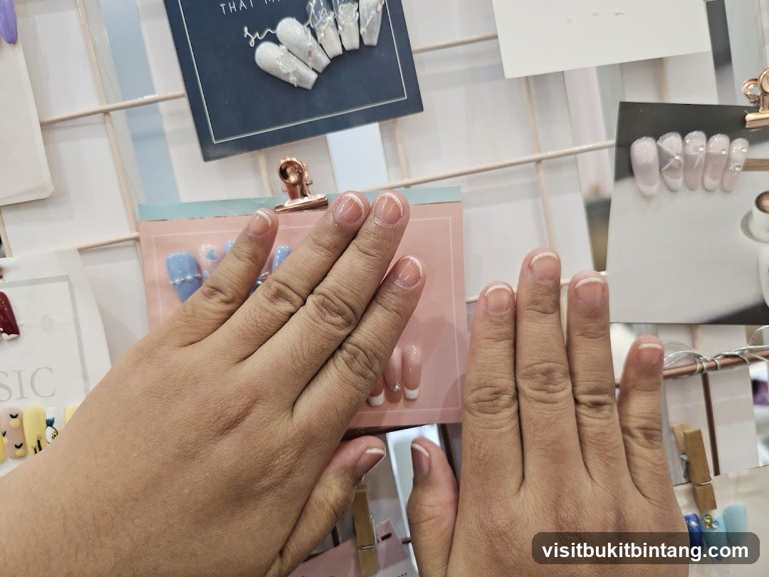 Nail Display