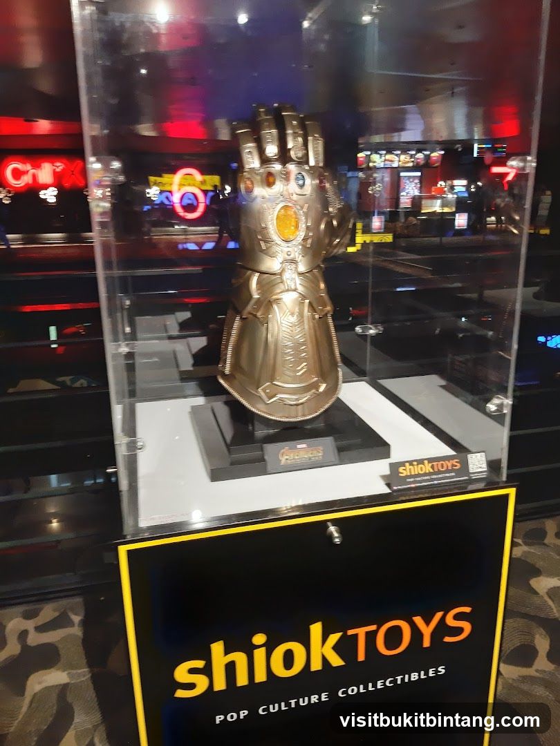 Infinity Gauntlet Display