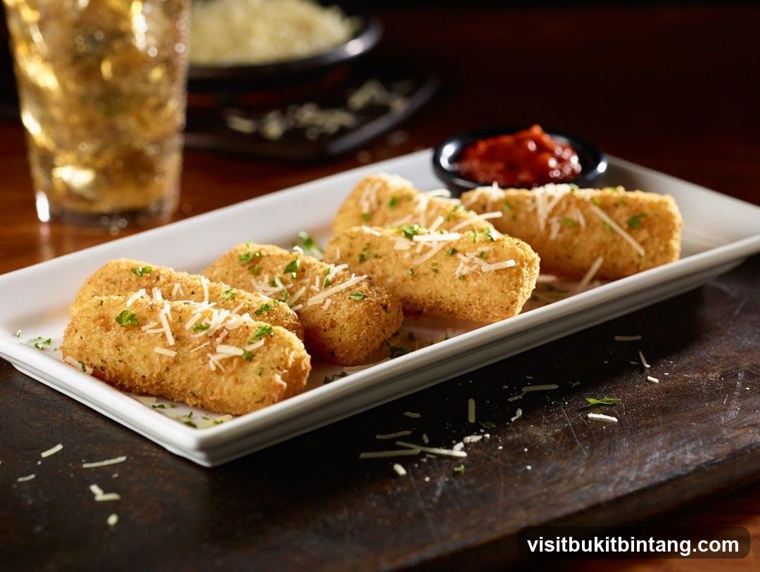 Mozzarella Sticks with Marinara Sauce