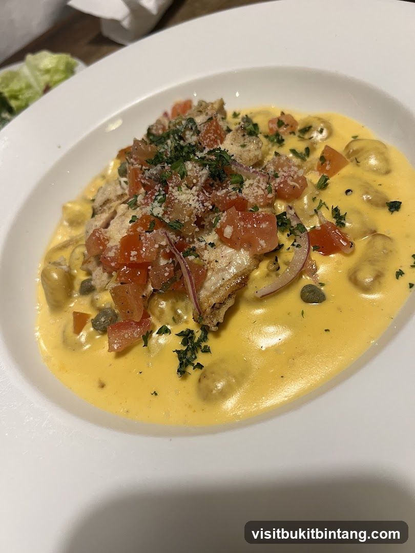 Gnocchi with Chicken and Tomato Topping
