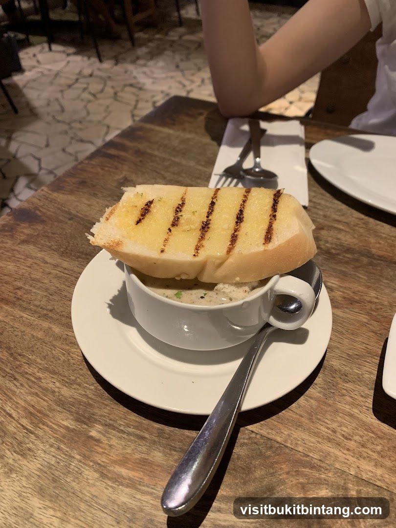 Soup and Garlic Bread