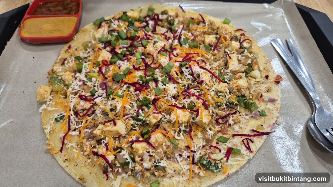 Dosa with Toppings and Chutney