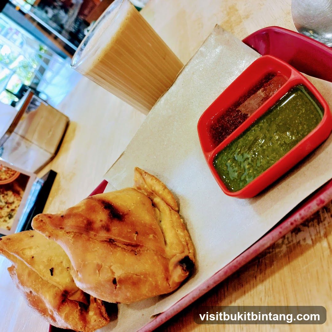 Samosas with Chutney and Tea