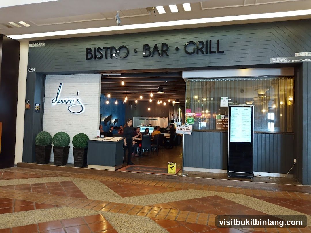 Dave's Bistro • Bar & Grill