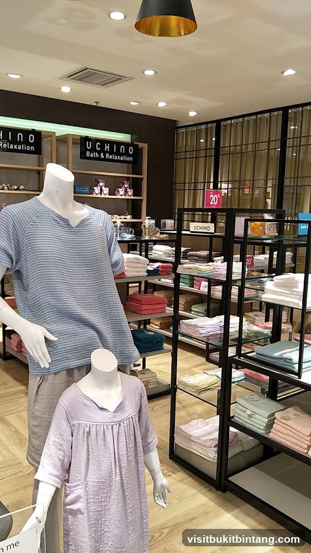 UCHINO Bath & Relaxation Store Interior