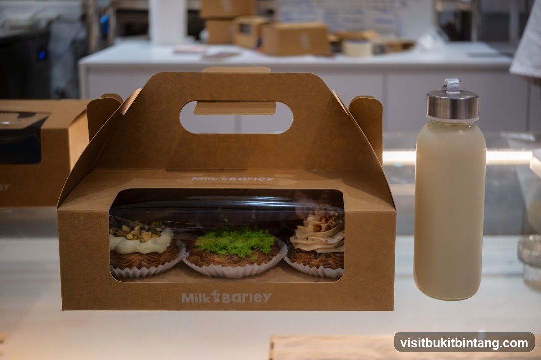 Milk & Barley ( The Curve ) - Best Egg Tart Petaling Jaya