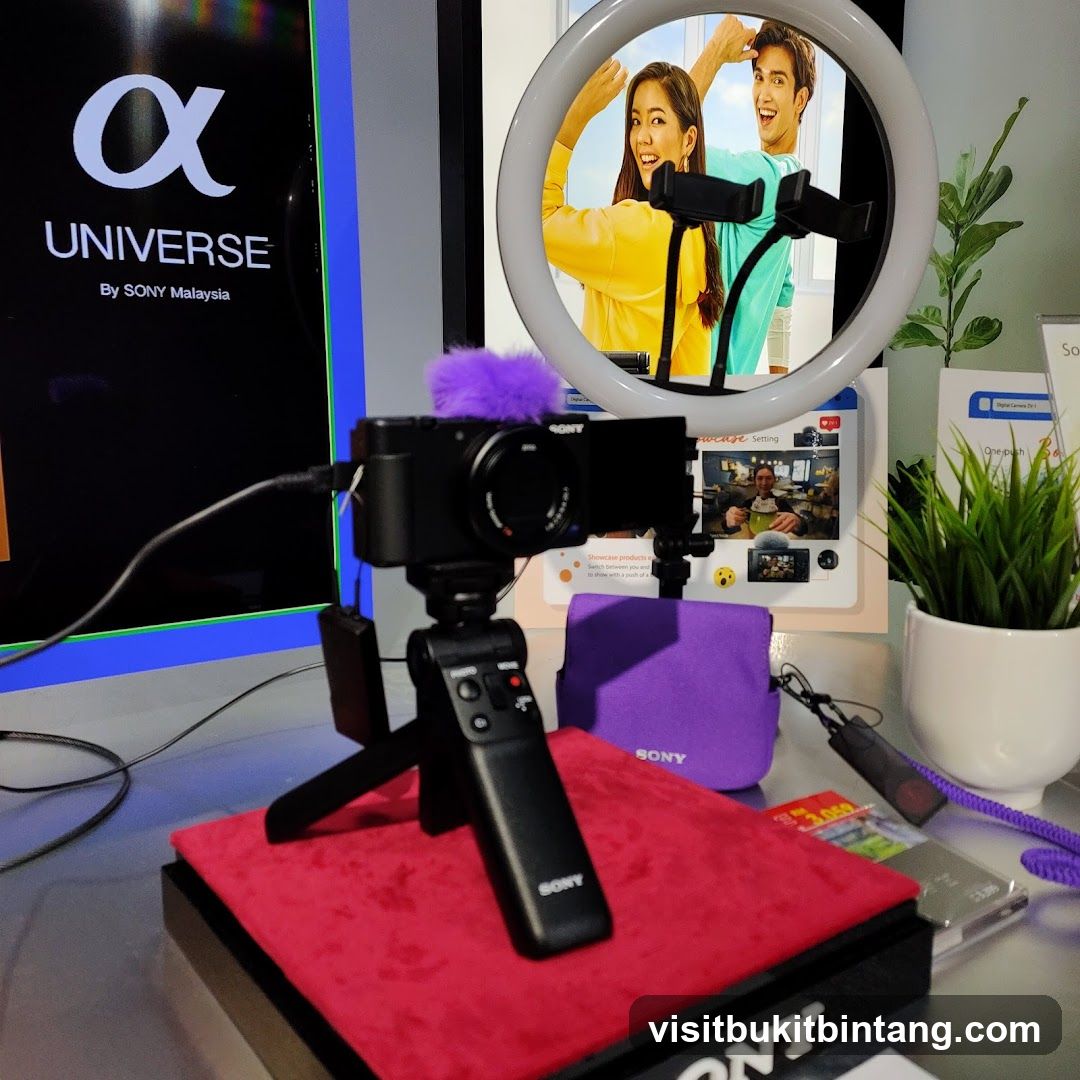 Sony Alpha Universe Display