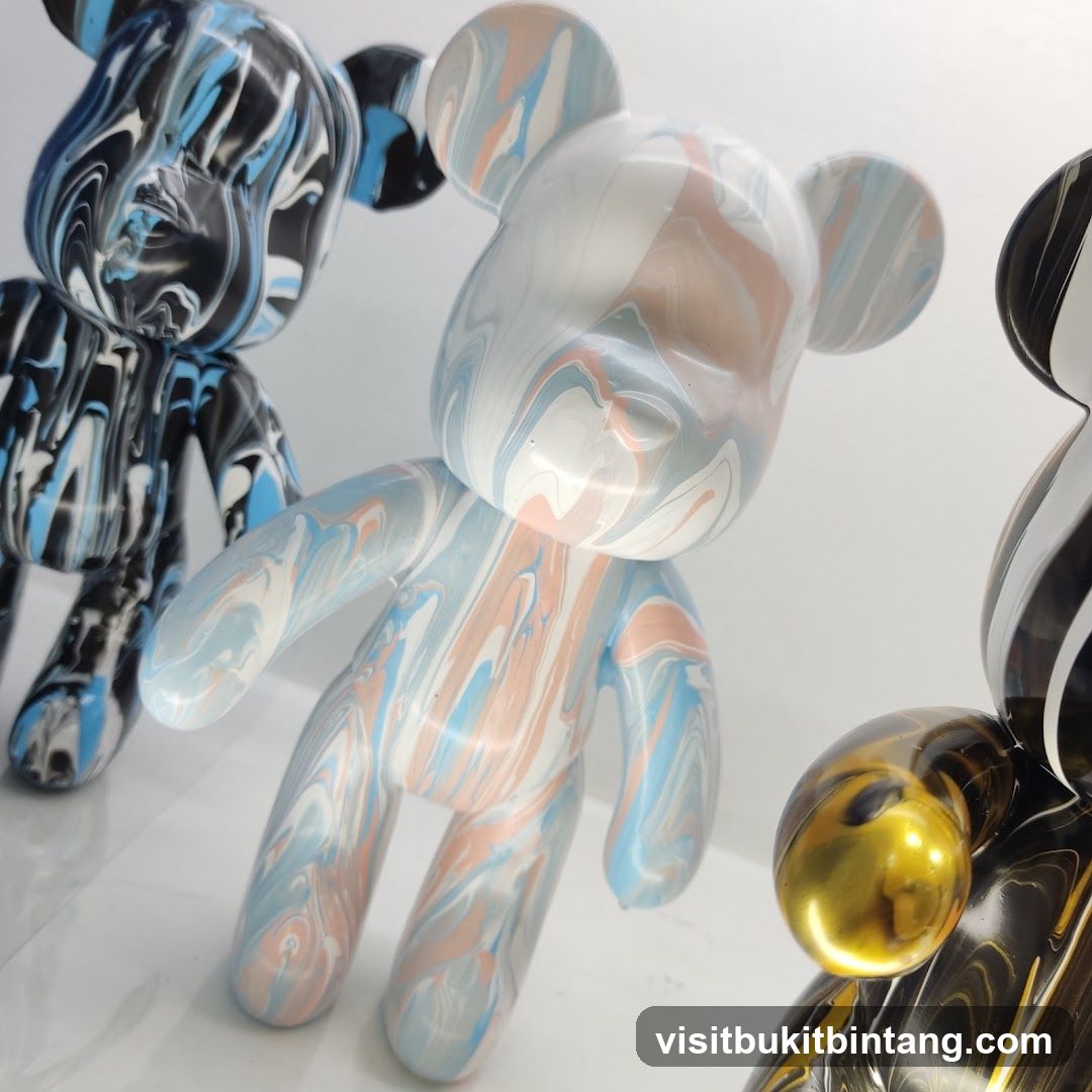 Marbled Bear Figurines