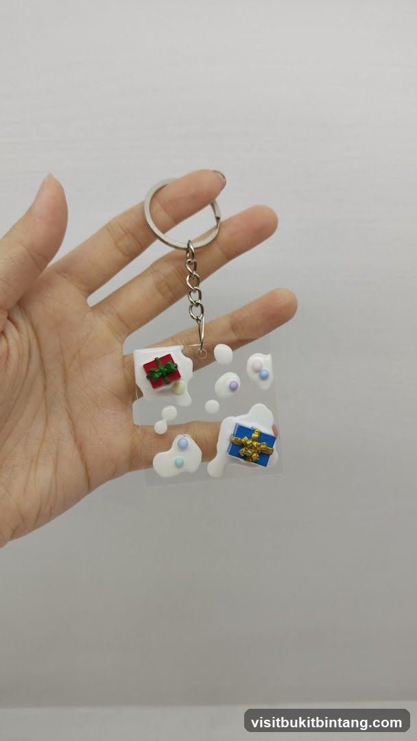 Keychain with Christmas Presents