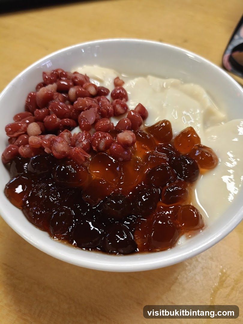 Tofu Pudding with Toppings